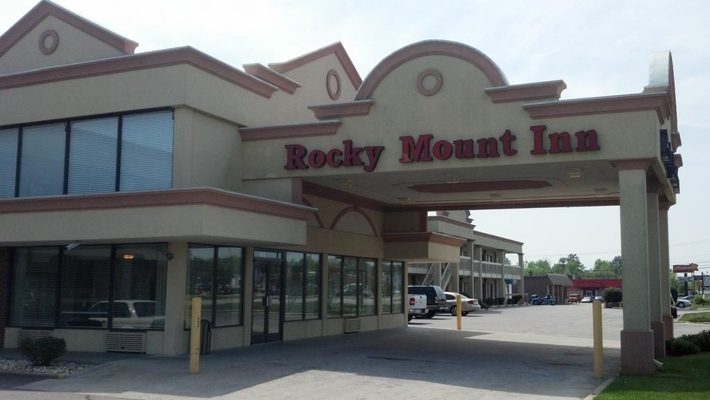 Rocky Mount Inn - 록키 마운트 시설 사진